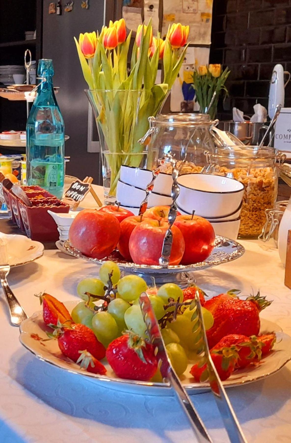 La Galuche Bed and Breakfast Angliers  Εξωτερικό φωτογραφία